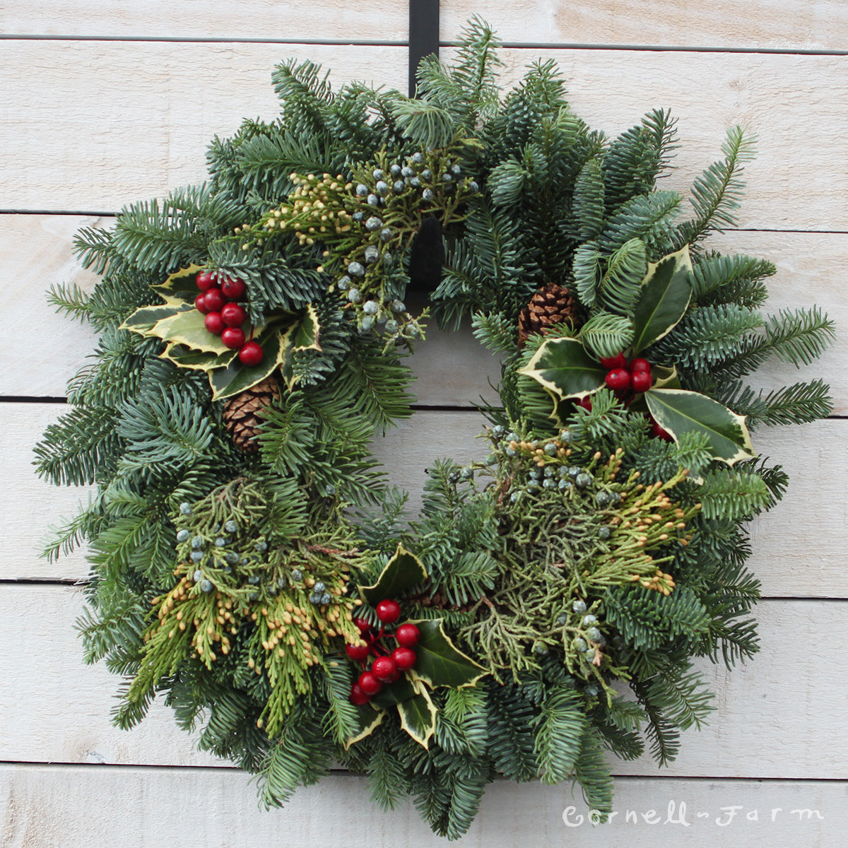 8" Candle Wreath Holly