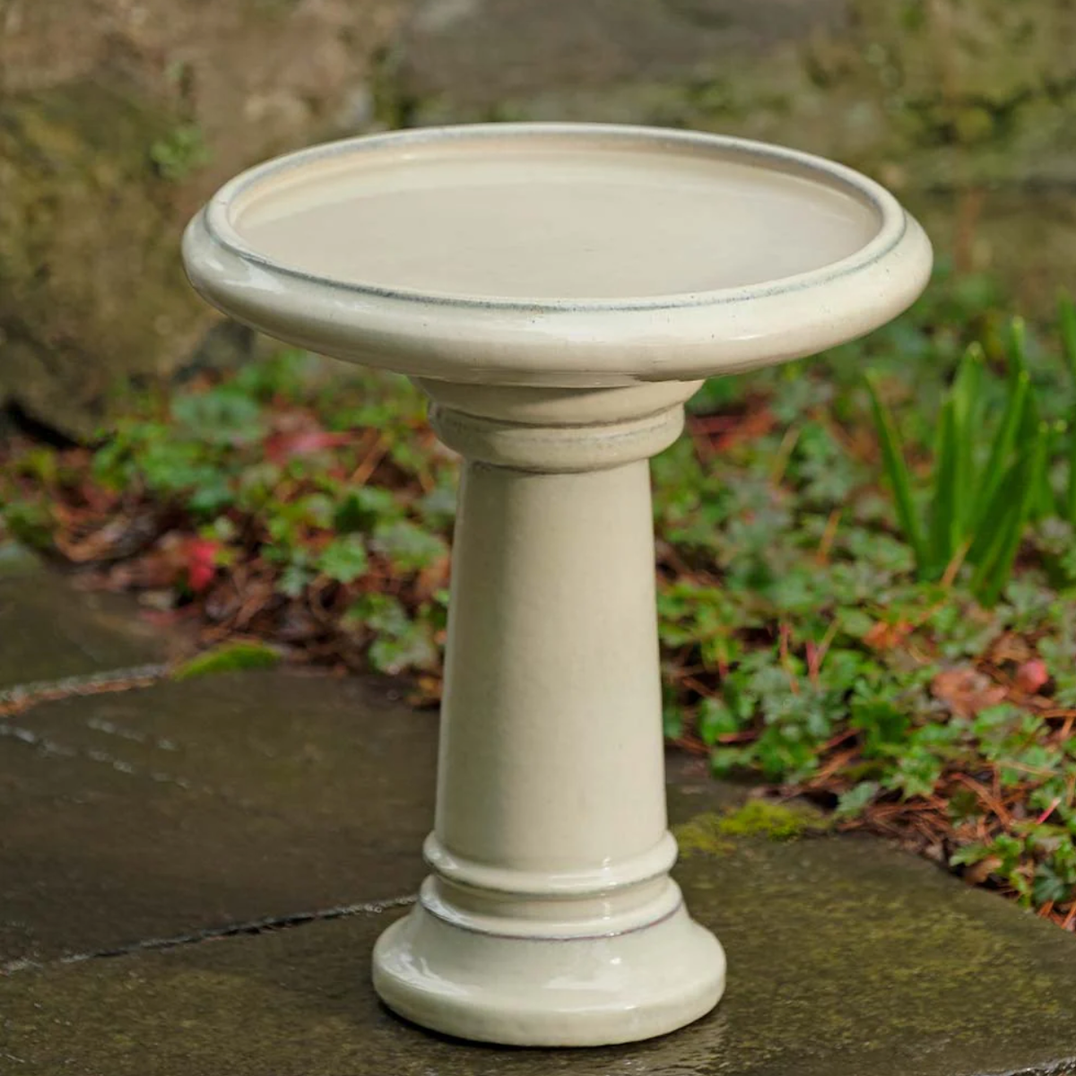 Terrace Birdbath Antique White