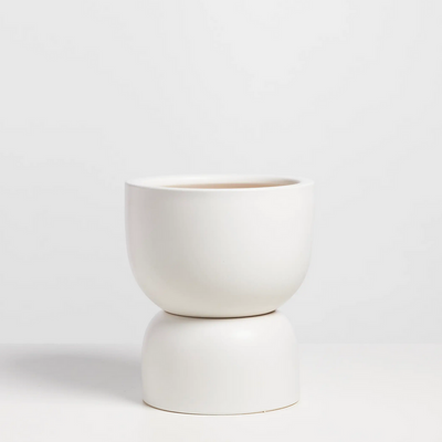 Peach&Pebble Hourglass Ceramic Planter 9in White